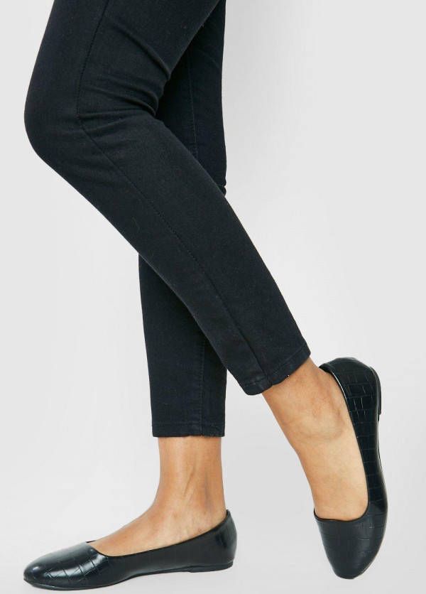 boohoo Basic Krokodillen Slippers, Black