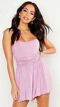 boohoo Basic Geplooide Strapless Romper, Lila