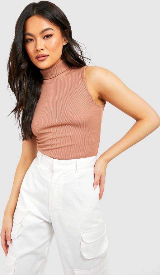 boohoo Geribbelde Mouwloze Coltrui, Camel