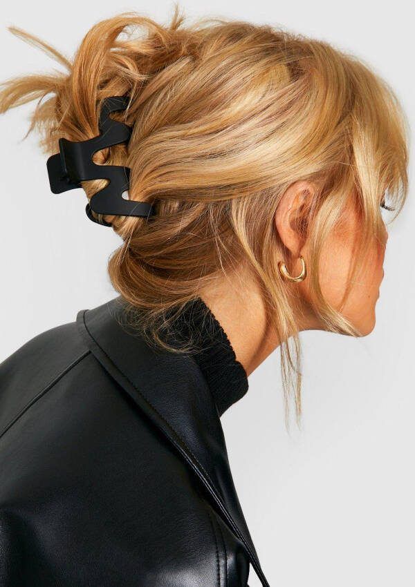 boohoo Golvende Haarklem, Black