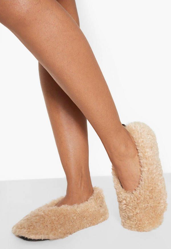 boohoo Pluizige Faux Fur Ballerina Sloffen, Cream
