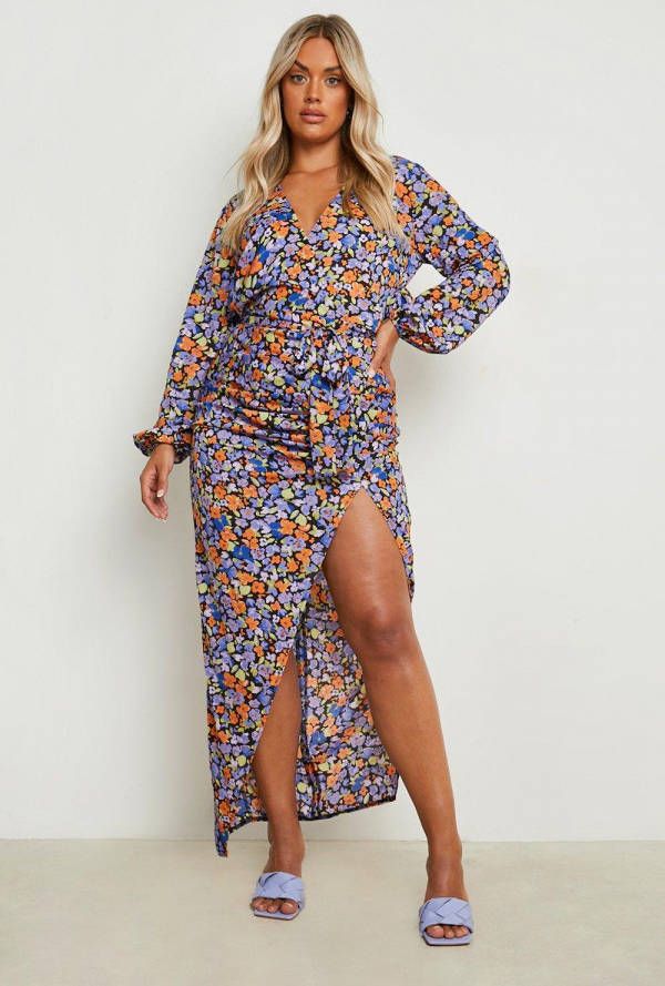 boohoo Plus Bloemenprint Geplooide Midaxi Wikkeljurk, Purple