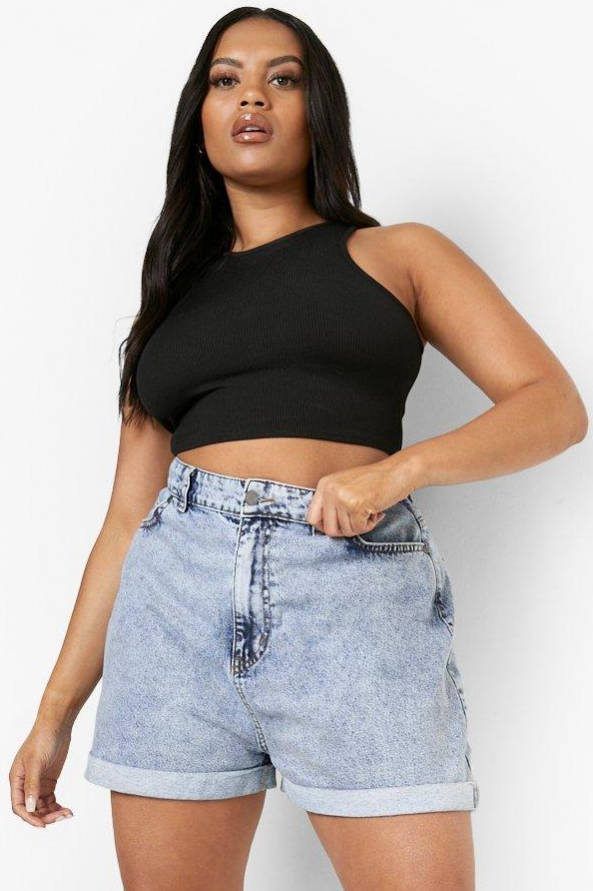 boohoo Plus Gebleekte Baggy Mom Shorts, Mid Wash