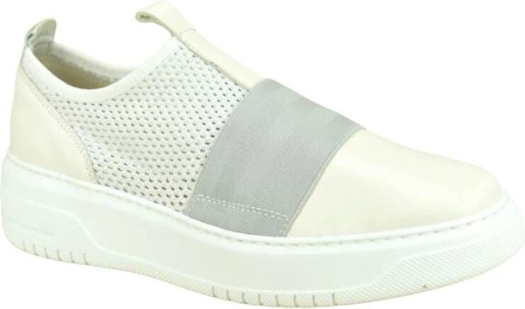 DL Sport Instappers & Slip ons Beige Dames
