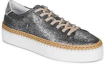 Pataugas Lage Sneakers SELLA/T