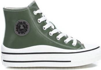 Refresh Sneakers