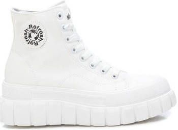 Refresh Sneakers