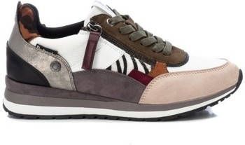 Refresh Sneakers
