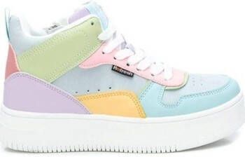 Refresh Sneakers