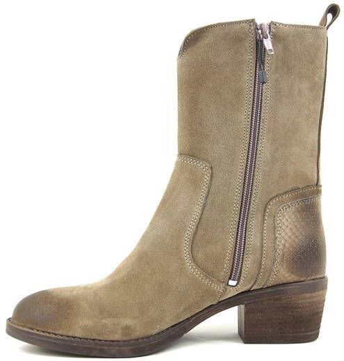AQA Shoes A8268