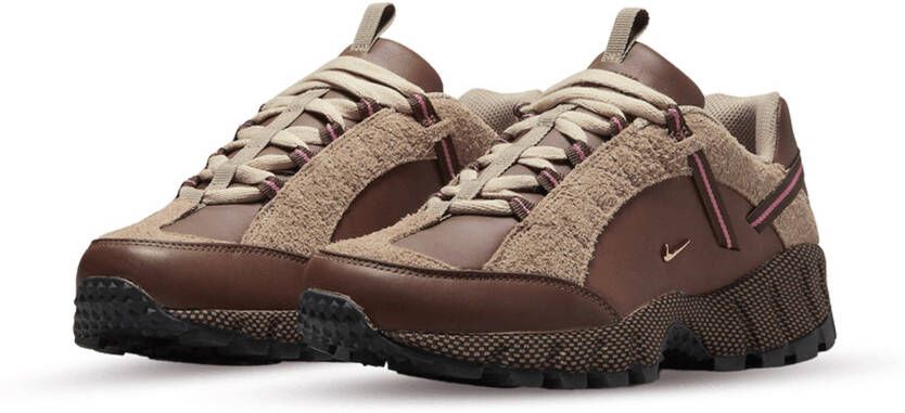 Nike Air Humara LX Jacquemus sneakers , Bruin, Dames